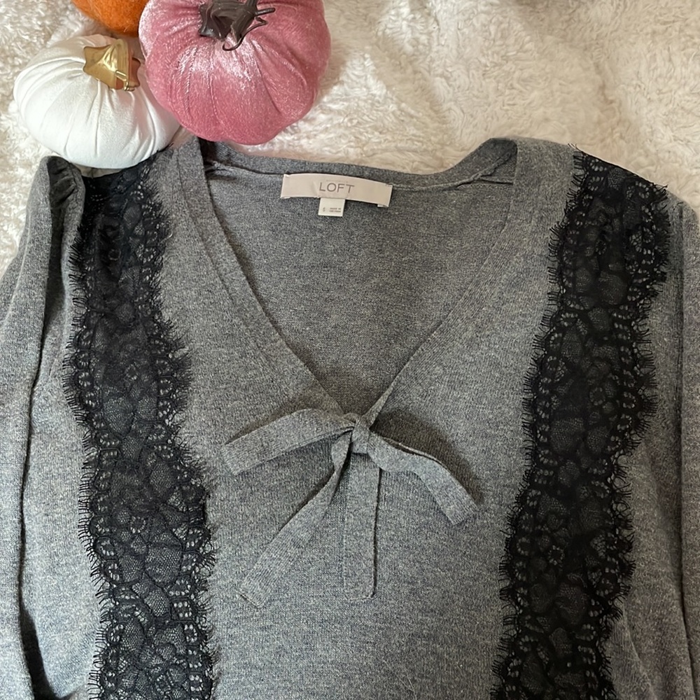 Loft Sweater with black lace detail - Picture 3 of 3